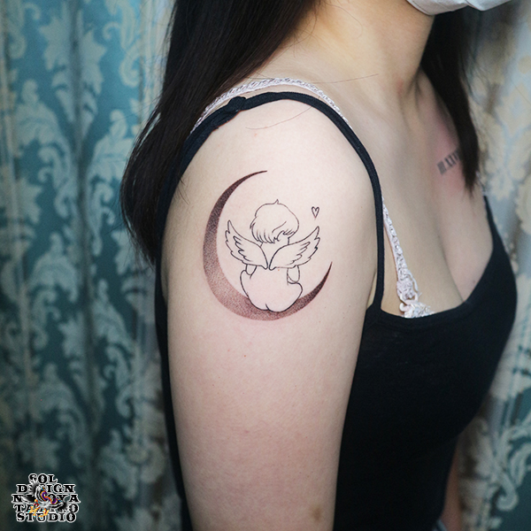 名古屋　タトゥー　女性